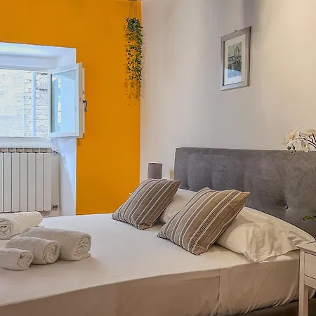 Casa Dei Leoni - Dolcevita Apartment Florence